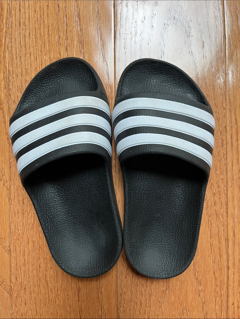 Adidas toddler, Black & White Adilette Aqua Slides, Size 10k